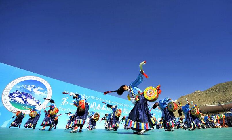 拉萨举办第三届中国西藏旅游文化国际博览会
