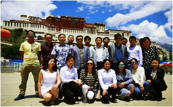 【外宾拼团1】拉萨市区：布达拉宫+大昭寺+色拉寺+哲蚌寺4日游 Lhasa City Essential Group Tour -4 Days