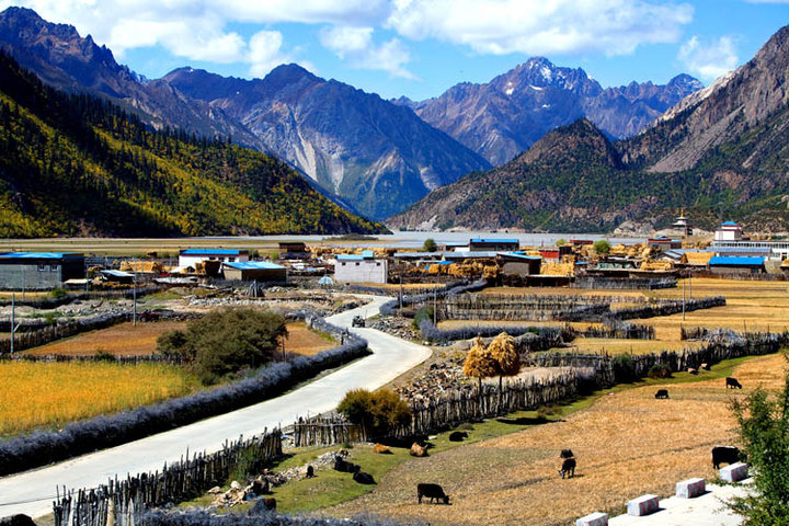 西藏昌都旅游